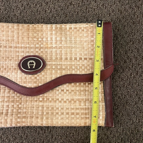 VIntage Aigner Elegant Tan and Brown Clutch - Picture 2 of 9